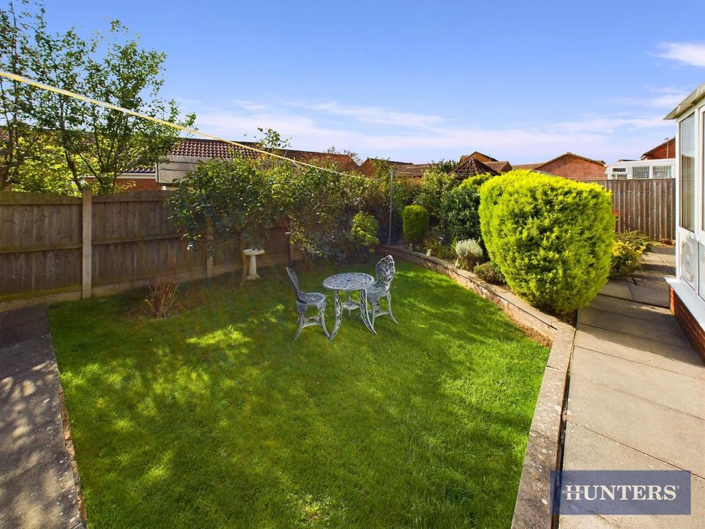 Property photo 3 of 12 Garden