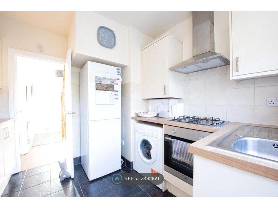 Property photo 3 of 3