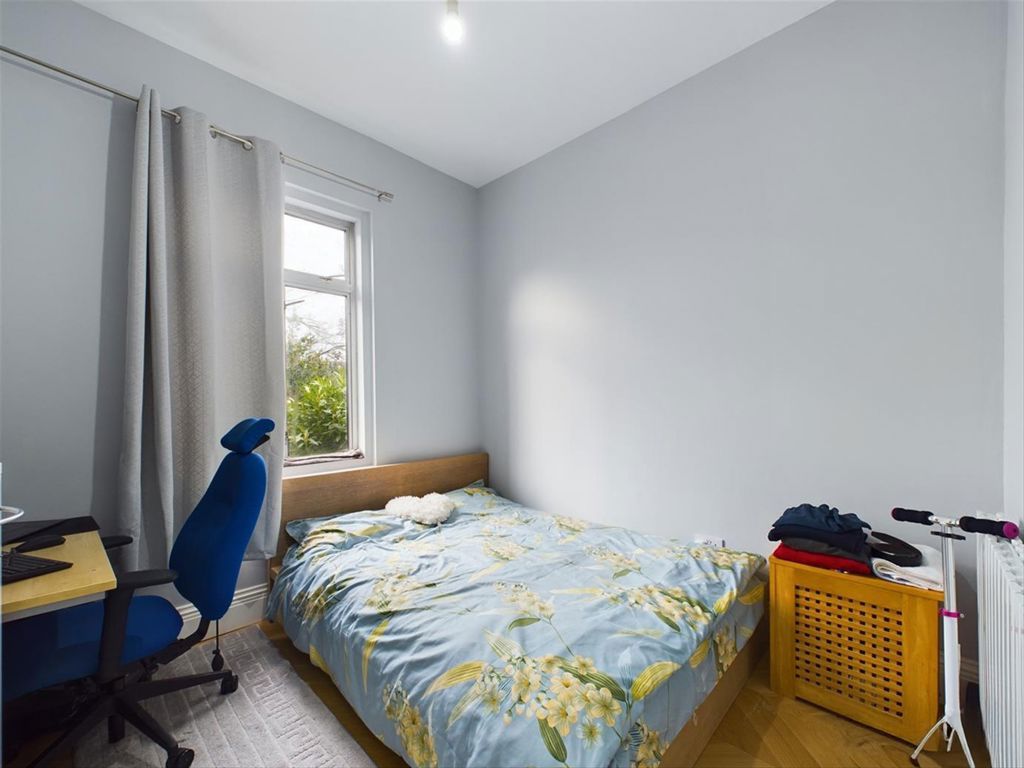 Property photo 3 of 4