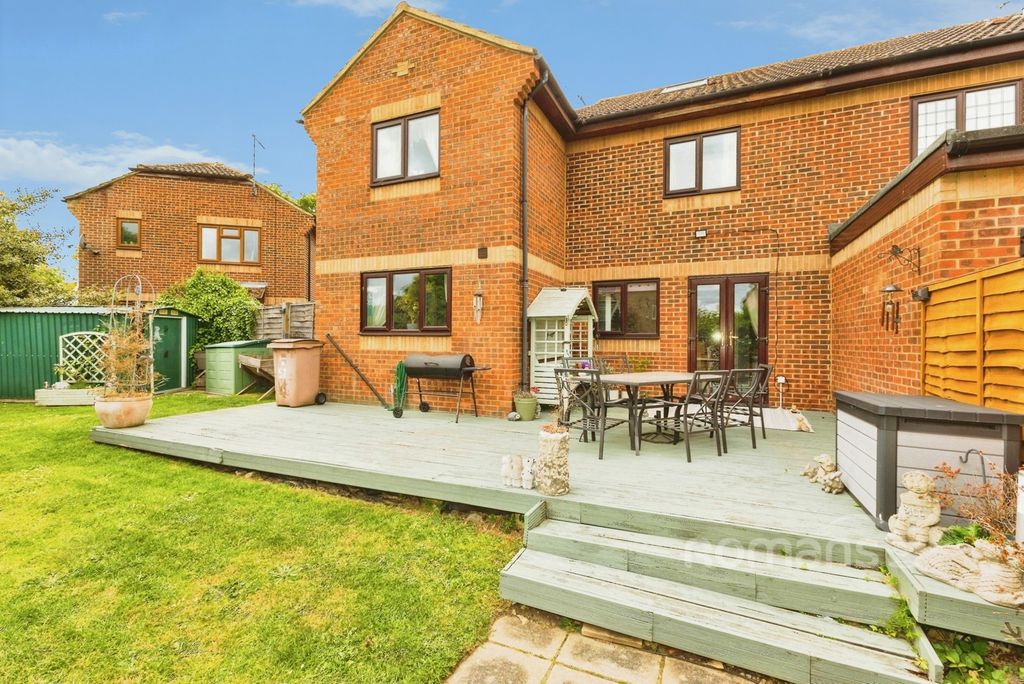 Property photo 2 of 14 Pbox-Img.Jpg
