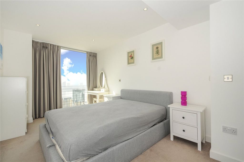 Property photo 2 of 11 Picture No. 13