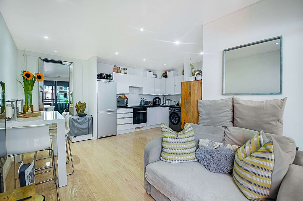 Property photo 1 of 18 Open Plan Living Area (1).Jpg