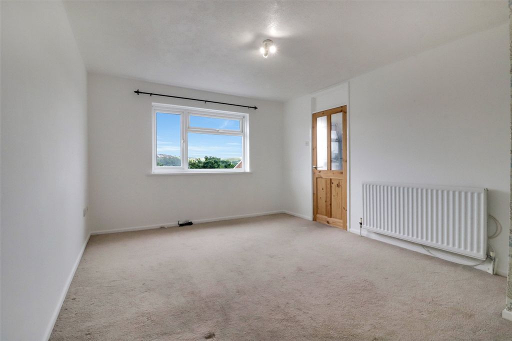Property photo 2 of 22 2 - Picture No. 09