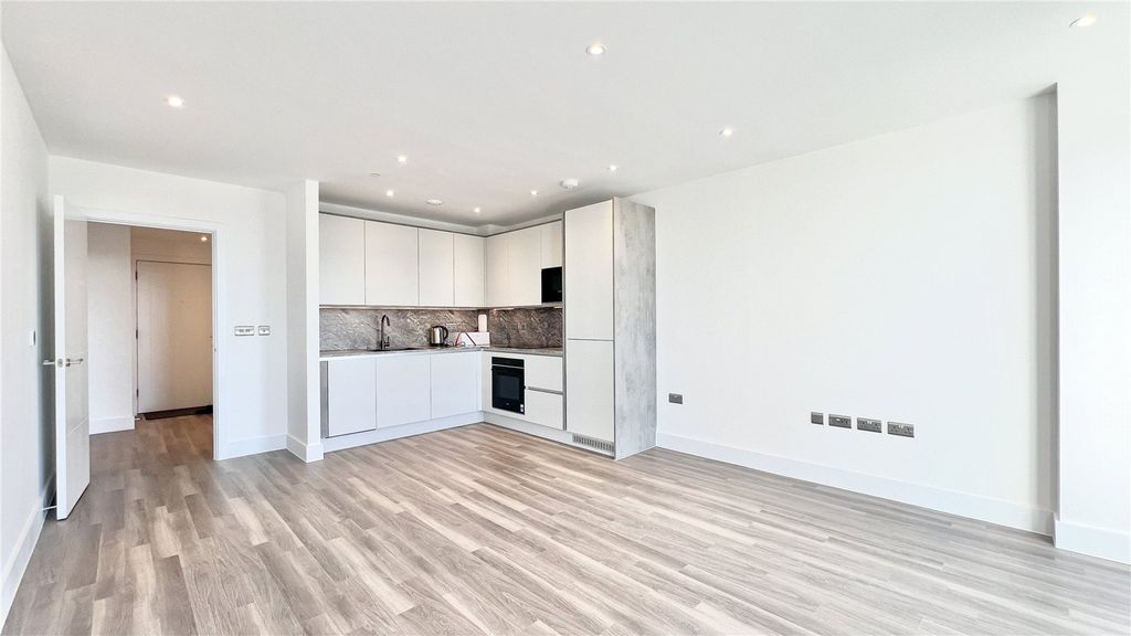 Property photo 2 of 12 Picture No. 04