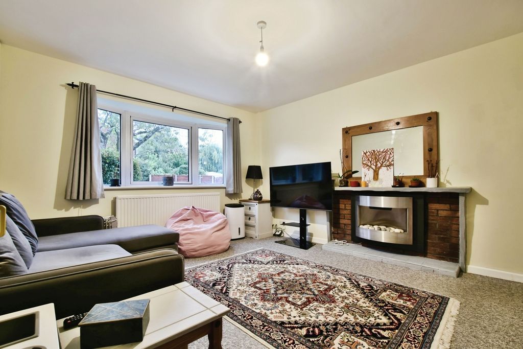 Property photo 2 of 20 Pbox-Img.Jpg