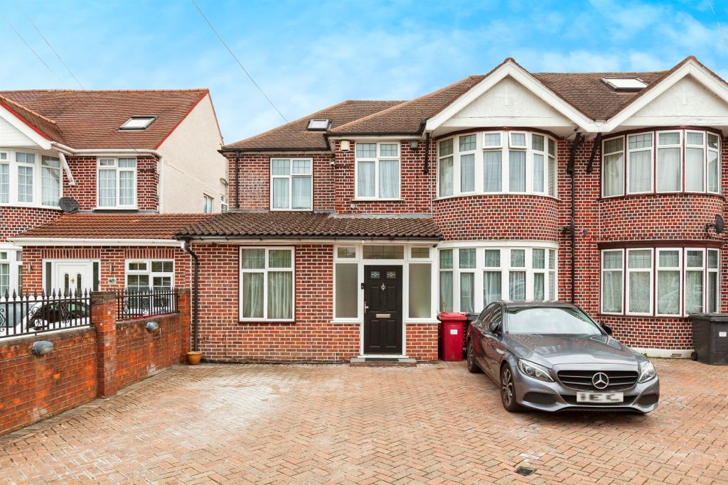 Property photo 1 of 17