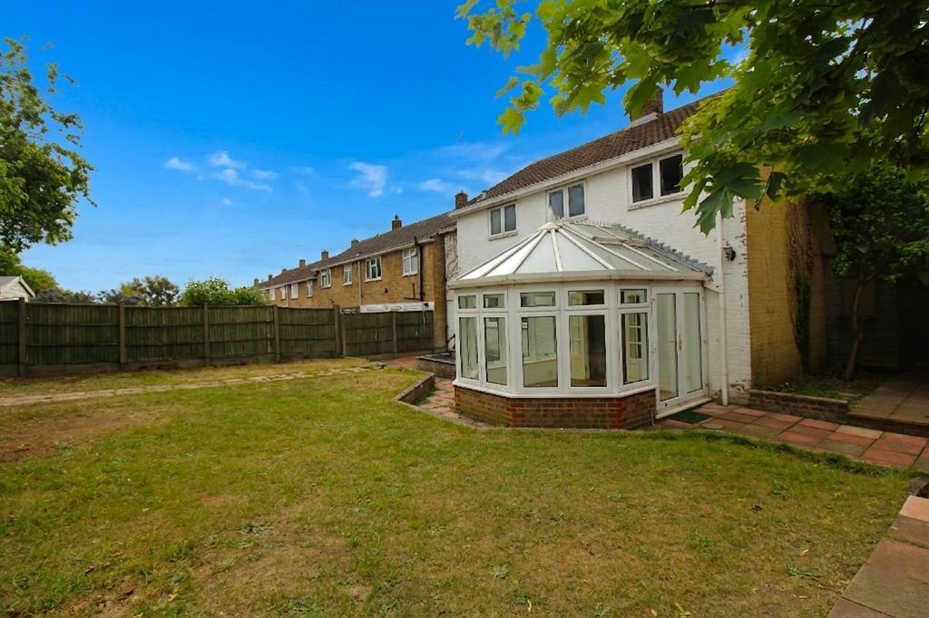 Property photo 1 of 17 Rear Garden