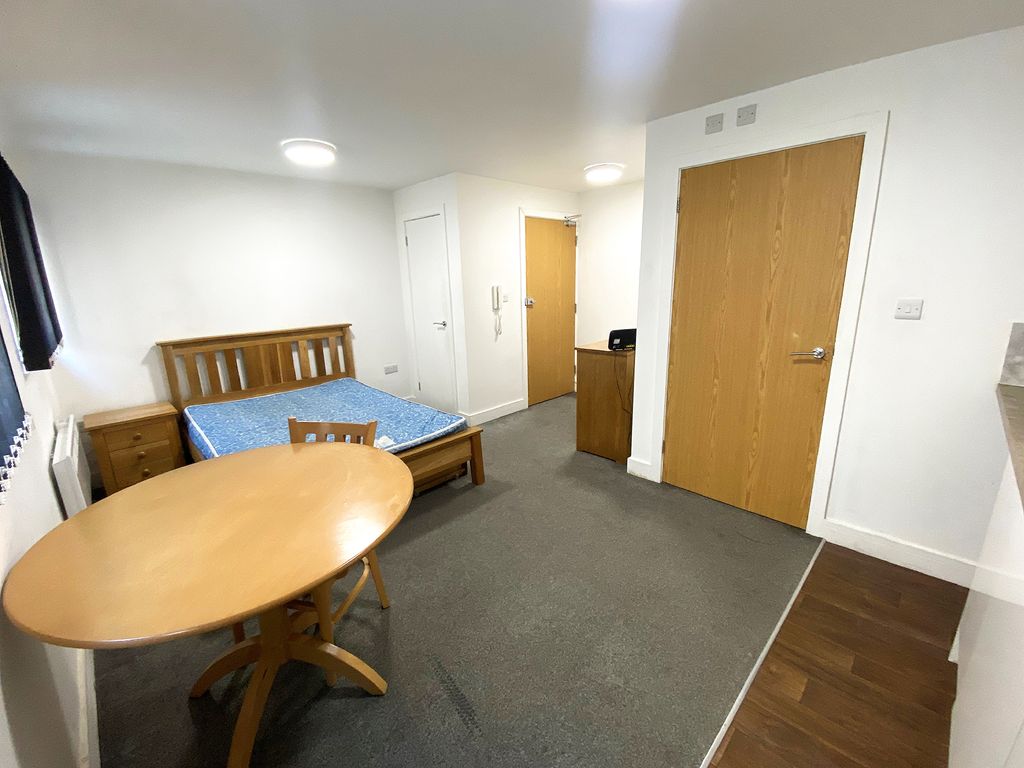 Property photo 1 of 4