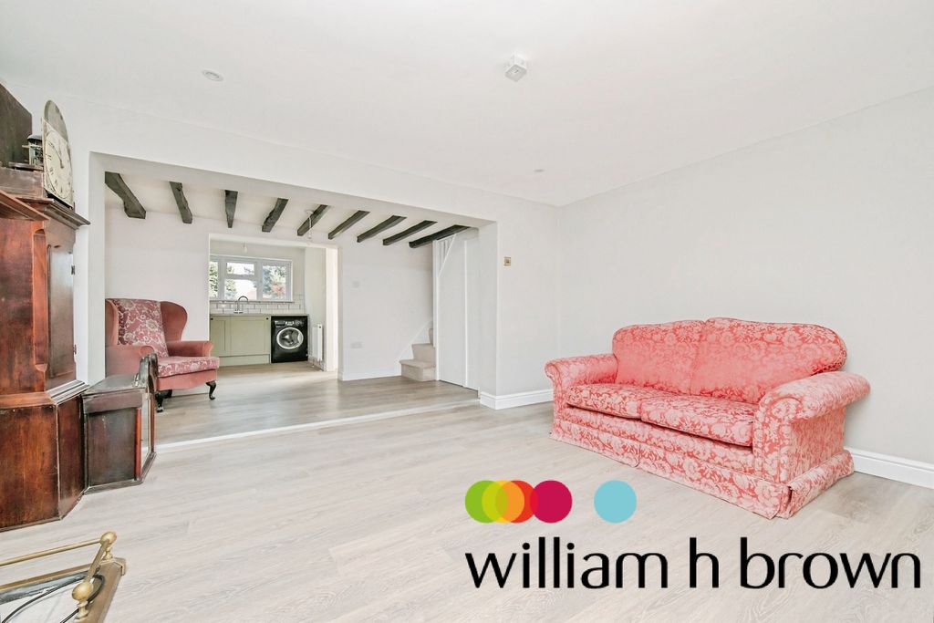 Property photo 3 of 10 Living Room