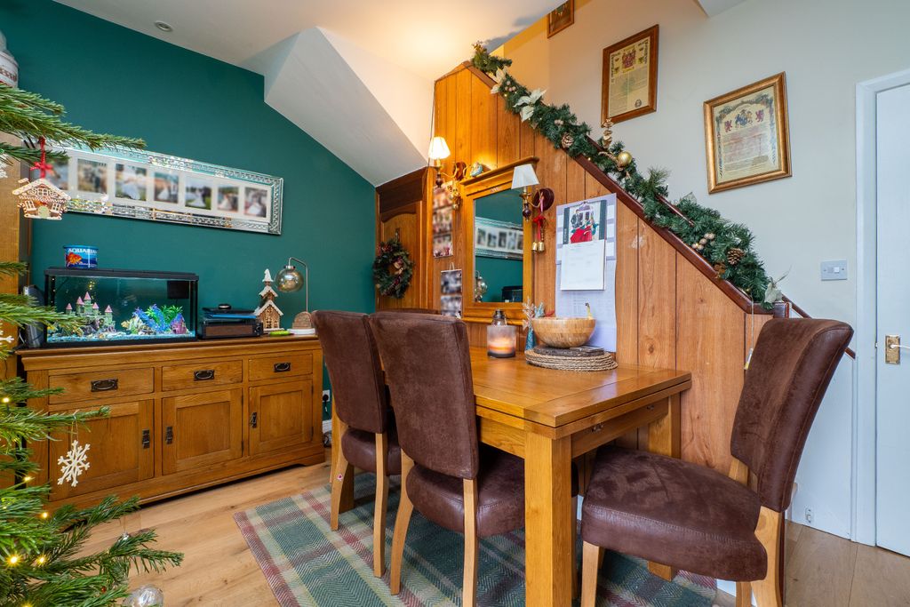 Property photo 3 of 21 Picture No. 08