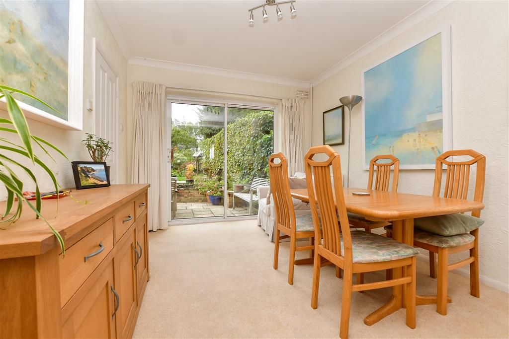 Property photo 3 of 17 Dining Area