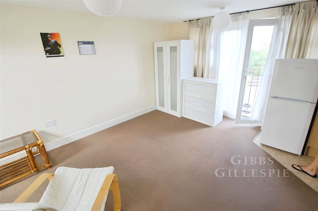 Property photo 2 of 5 Picture No. 04