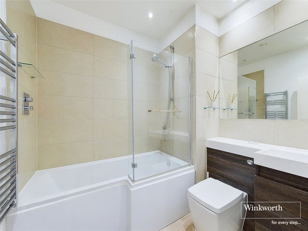 Property photo 3 of 6 Picture No. 12