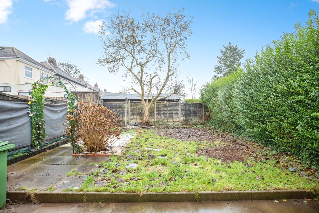 Property photo 2 of 13 2d1552Ae-Mw-10649