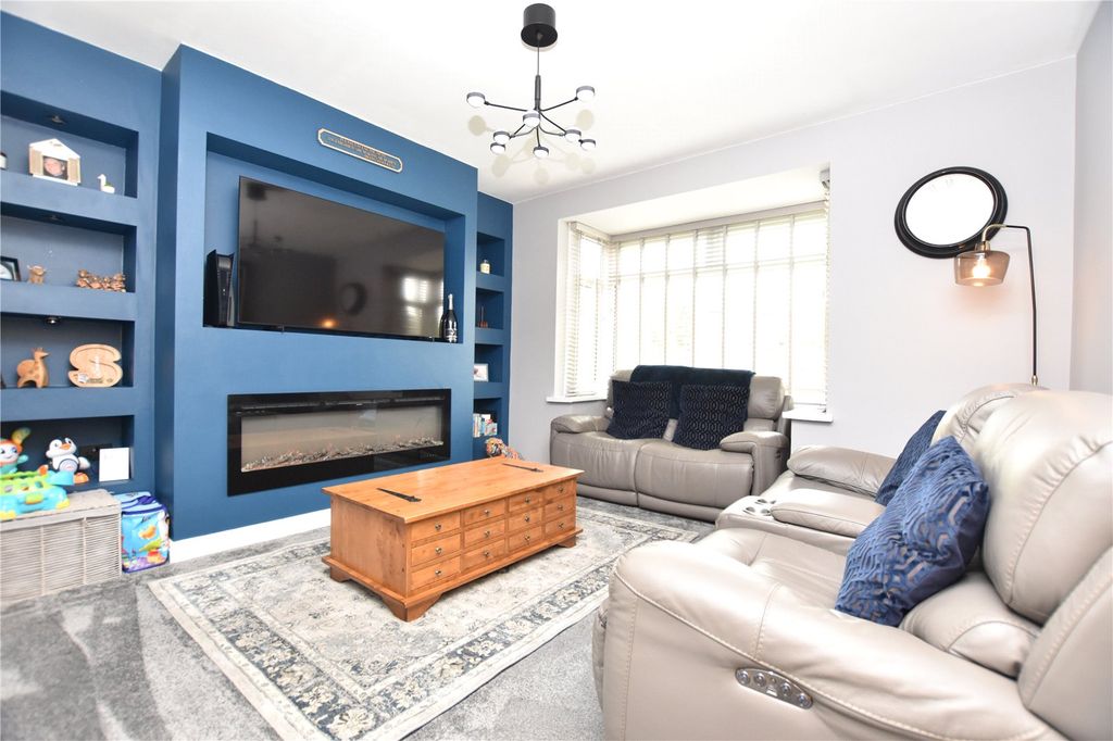 Property photo 3 of 16 Picture No. 03