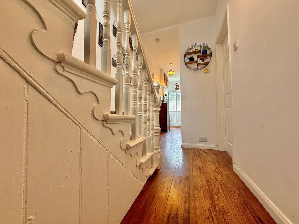 Property photo 2 of 20 Photo 2