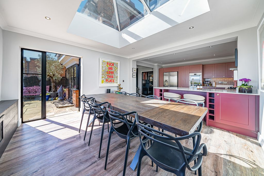 Property photo 1 of 50