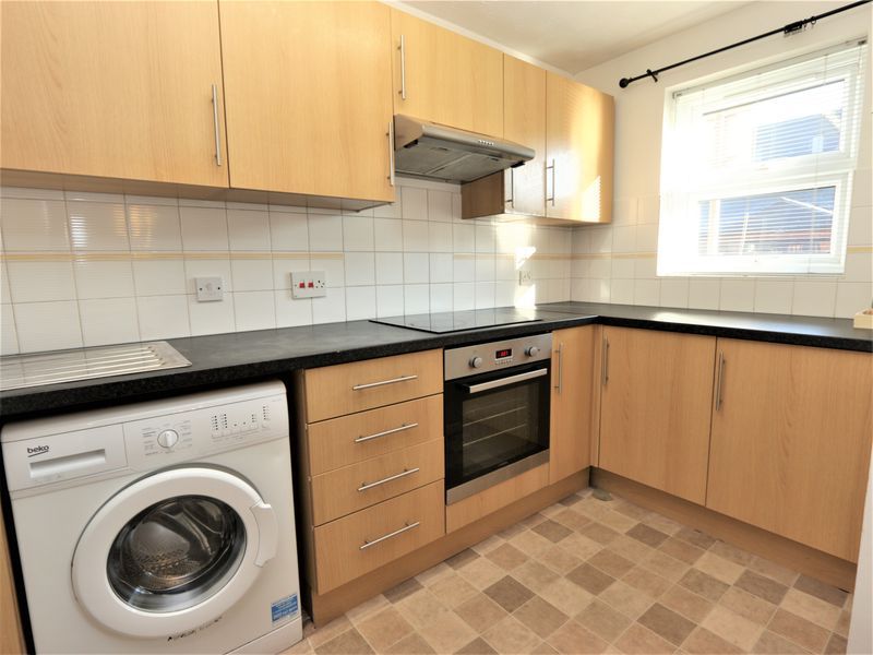 Property photo 2 of 8 Photo 1