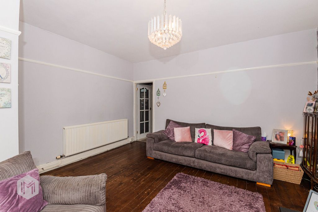 Property photo 3 of 15 Picture No. 04