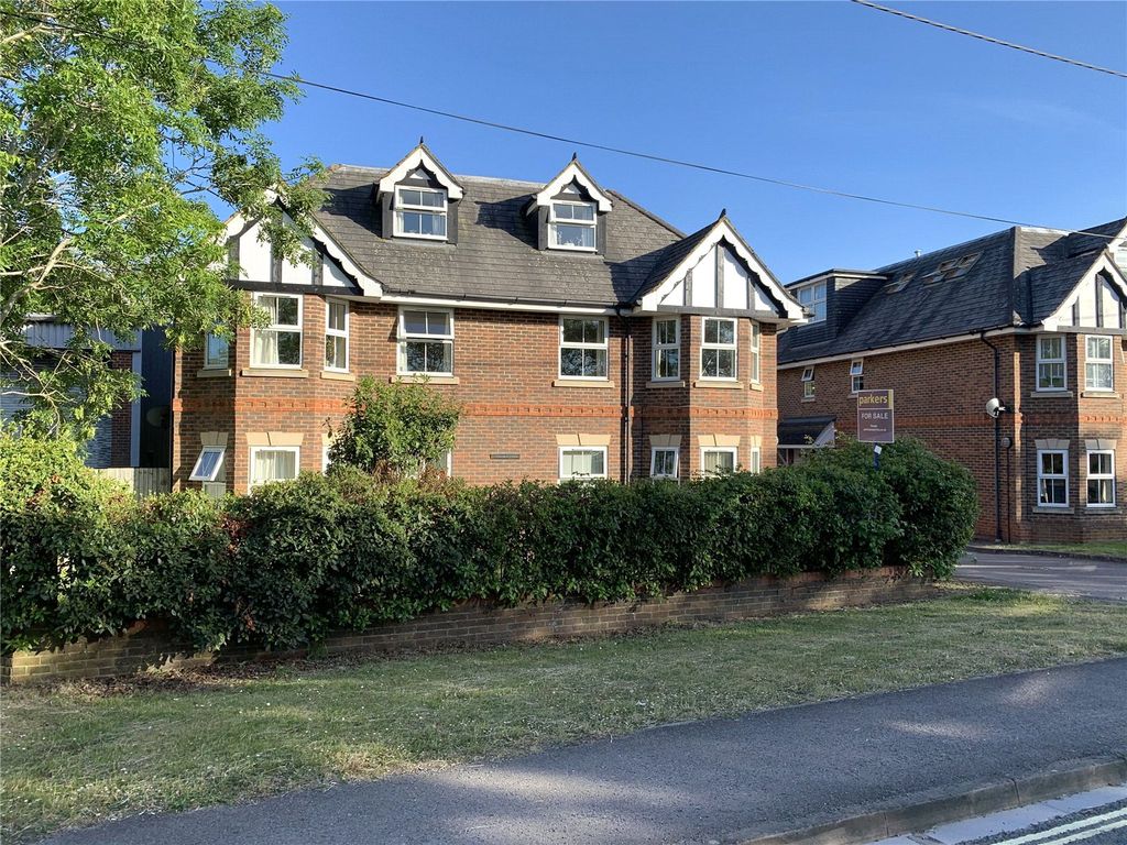 Property photo 1 of 11 Front
