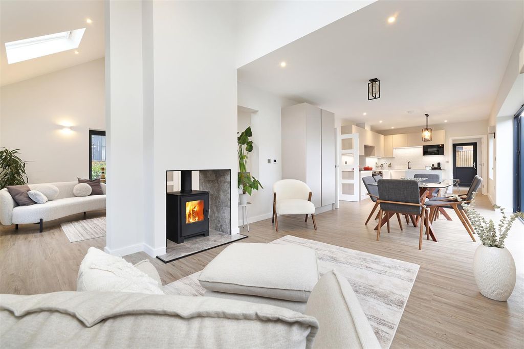 Property photo 2 of 18 No.6-Chartlandclose-Dec25-5067-Firelit.Jpg