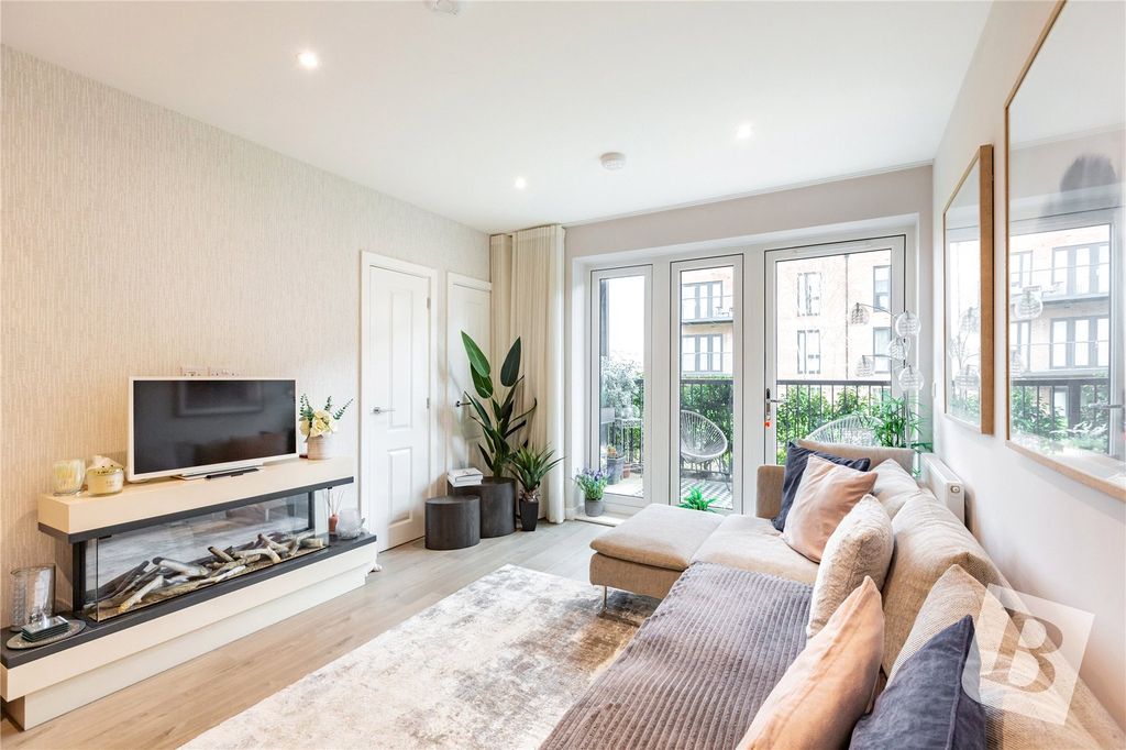 Property photo 2 of 11 Lounge/Diner/Kitchen