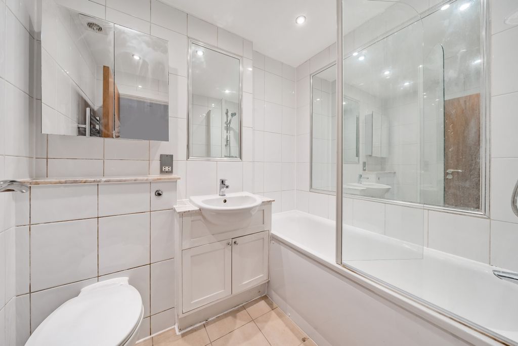 Property photo 3 of 10 1057200 (8)