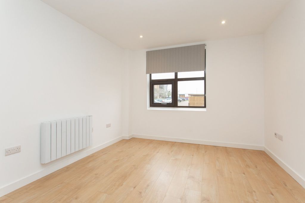 Property photo 2 of 14 Picture 2