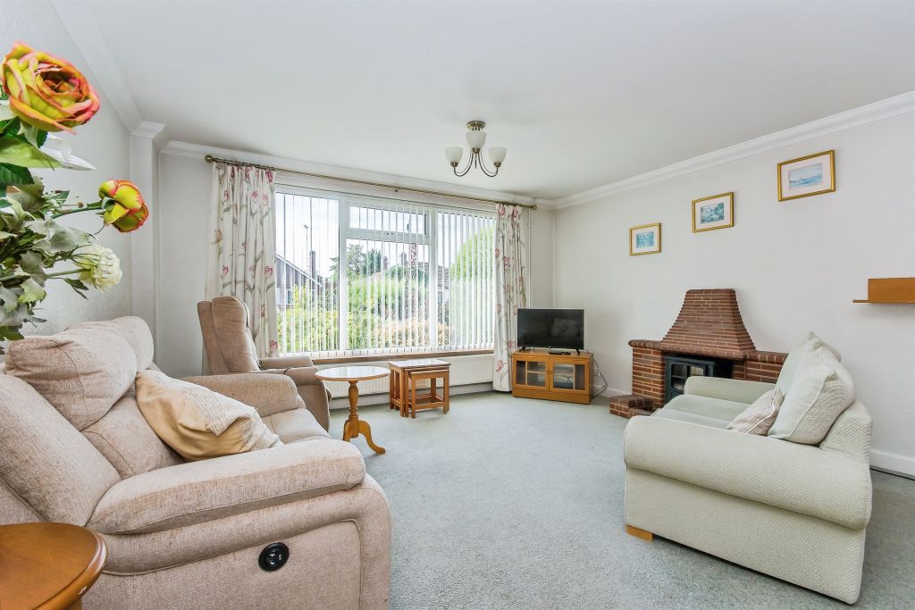 Property photo 3 of 17
