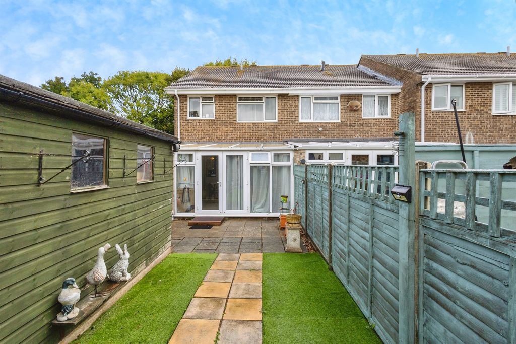Property photo 2 of 17