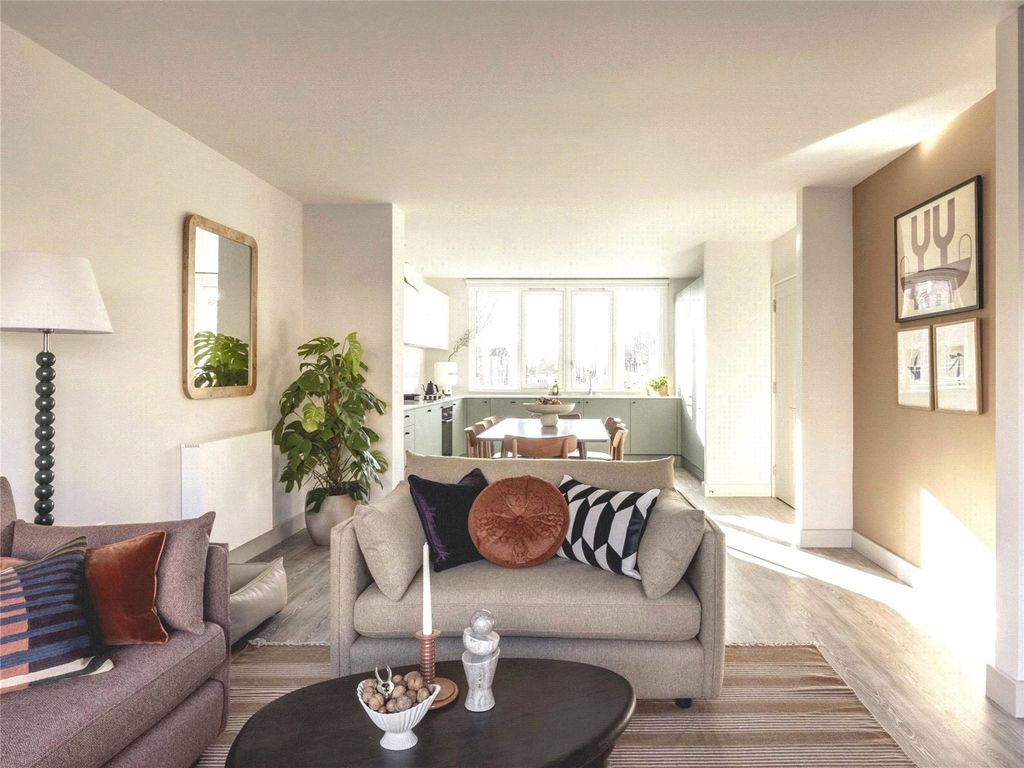 Property photo 2 of 19 Picture No. 04