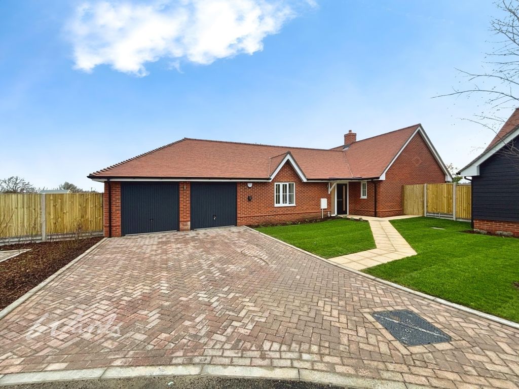 Property photo 1 of 14 Front