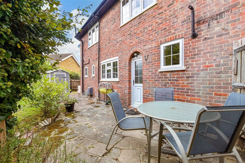 Property photo 2 of 19 Patio / Decking