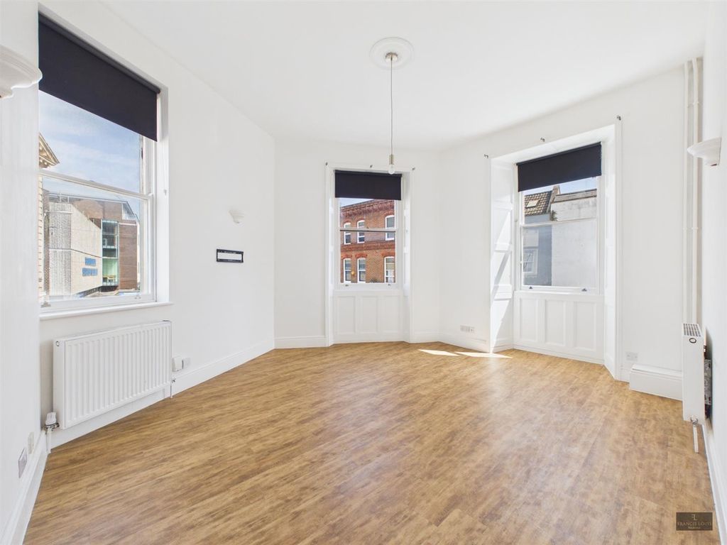 Property photo 2 of 5 Cam02887G0-Pr0714-Still002.Jpg