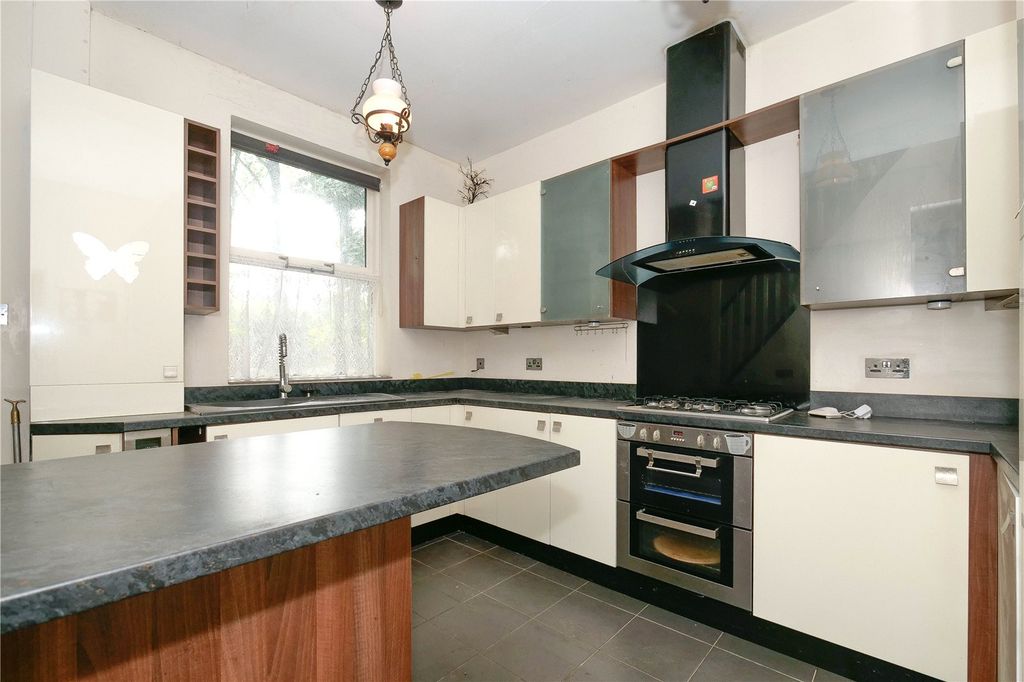 Property photo 3 of 13 Picture No. 06