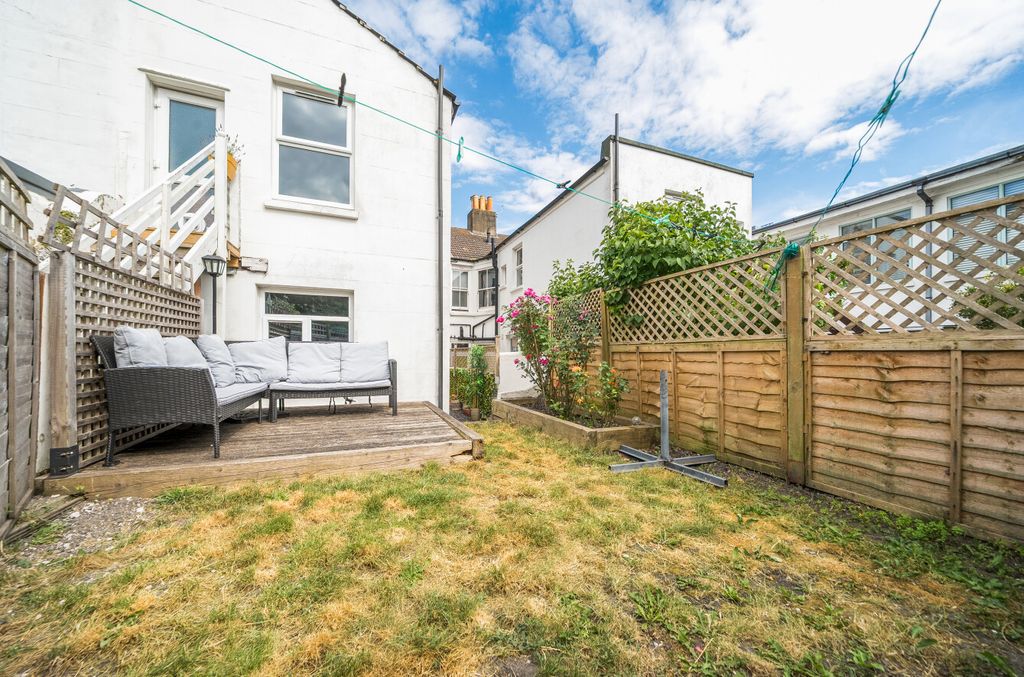 Property photo 2 of 18 1484287-19-6A4534...