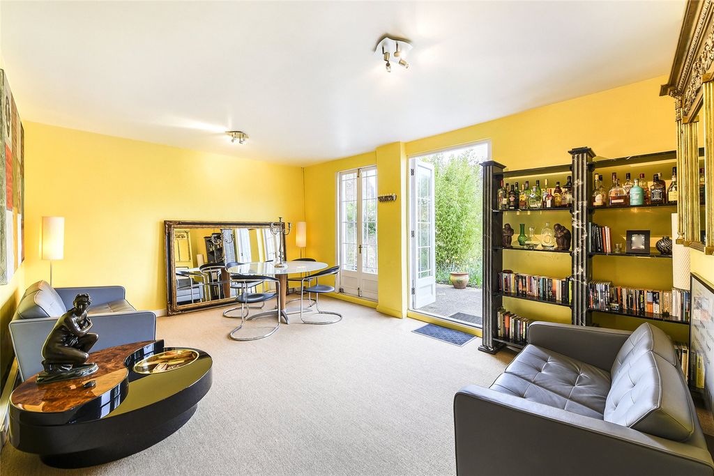 Property photo 3 of 18 Reception Room