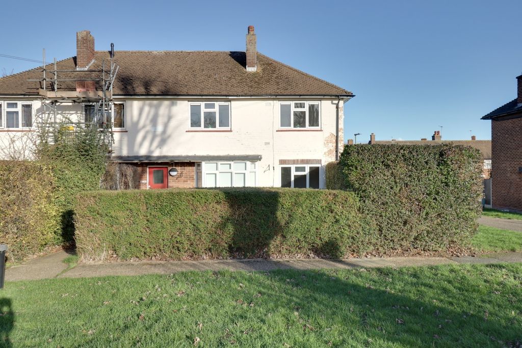 Property photo 1 of 17 5273260