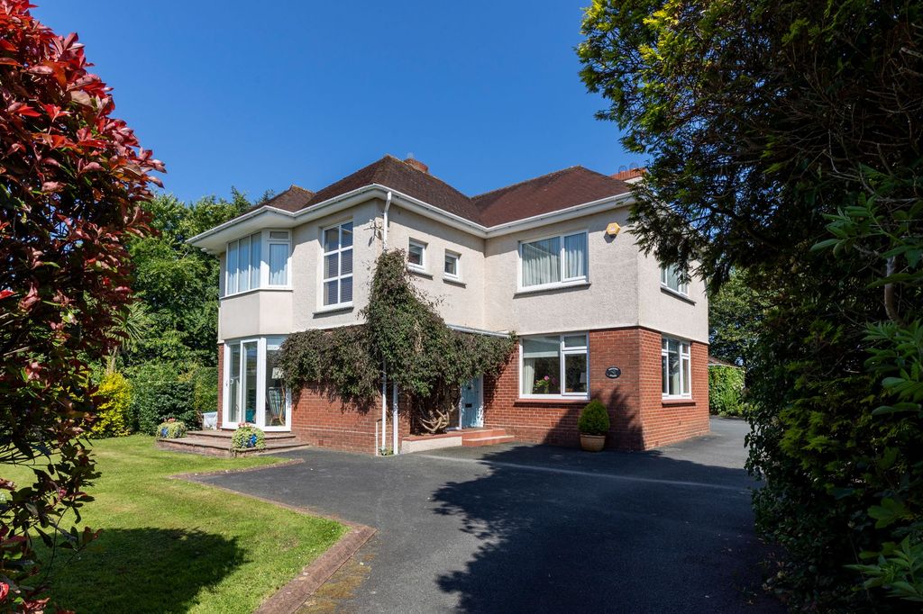 Property photo 1 of 38