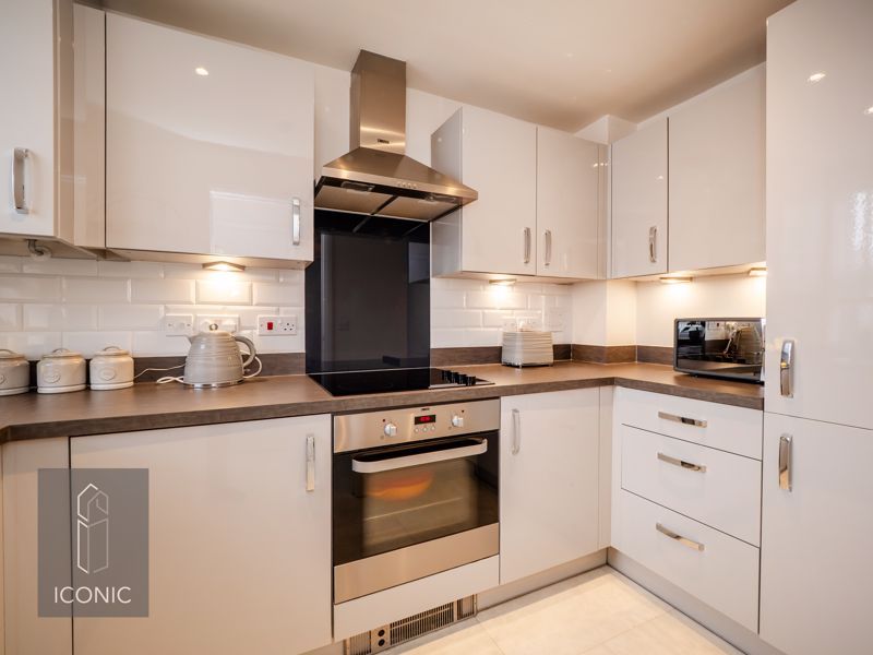 Property photo 3 of 14 Photo 2