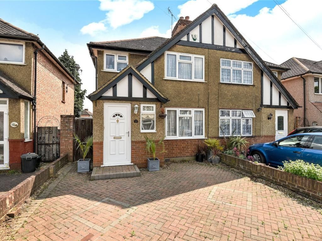 Property photo 1 of 18 External