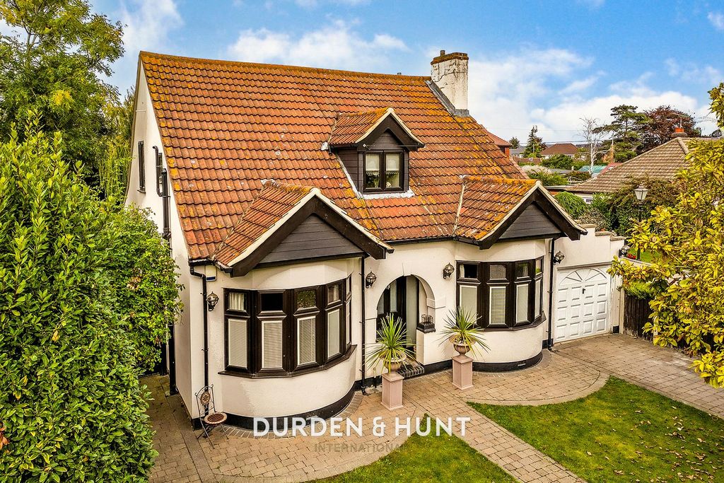 Property photo 2 of 43 Lambs-73.1.Jpg