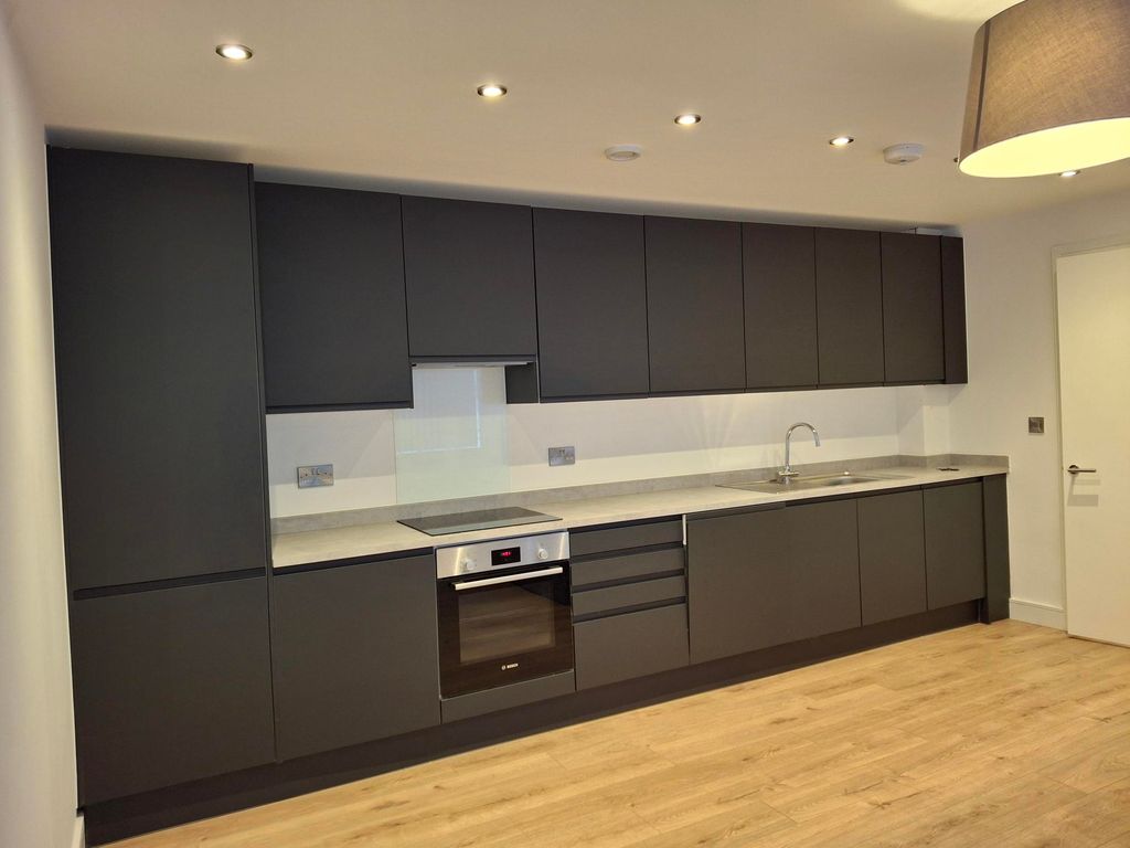 Property photo 1 of 8 Kitchen