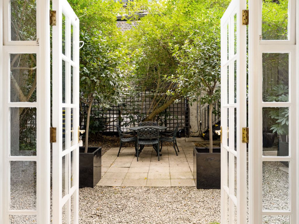 Property photo 3 of 26