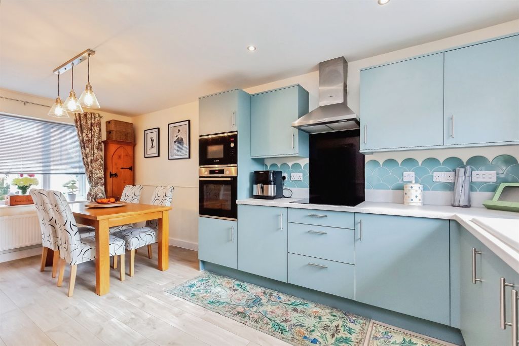 Property photo 2 of 34 Kitchen/Diner