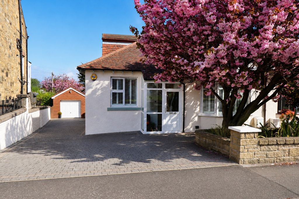 Property photo 1 of 30
