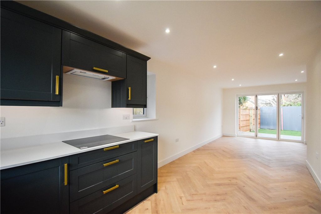 Property photo 2 of 8 Picture No. 03