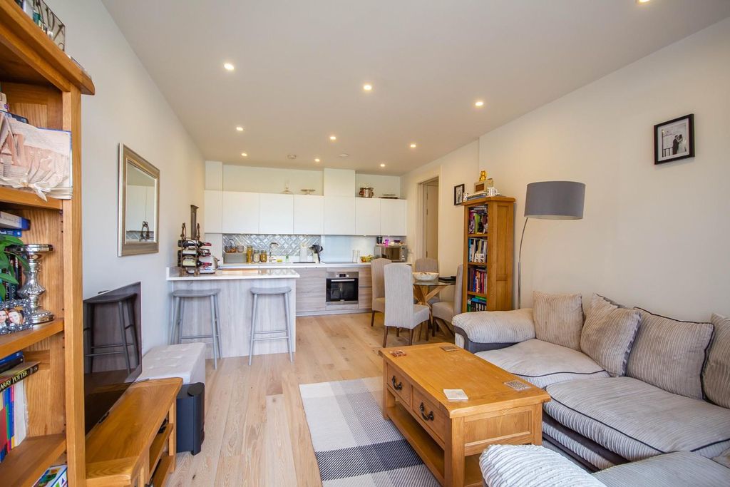 Property photo 2 of 9 Img_9929.Jpg