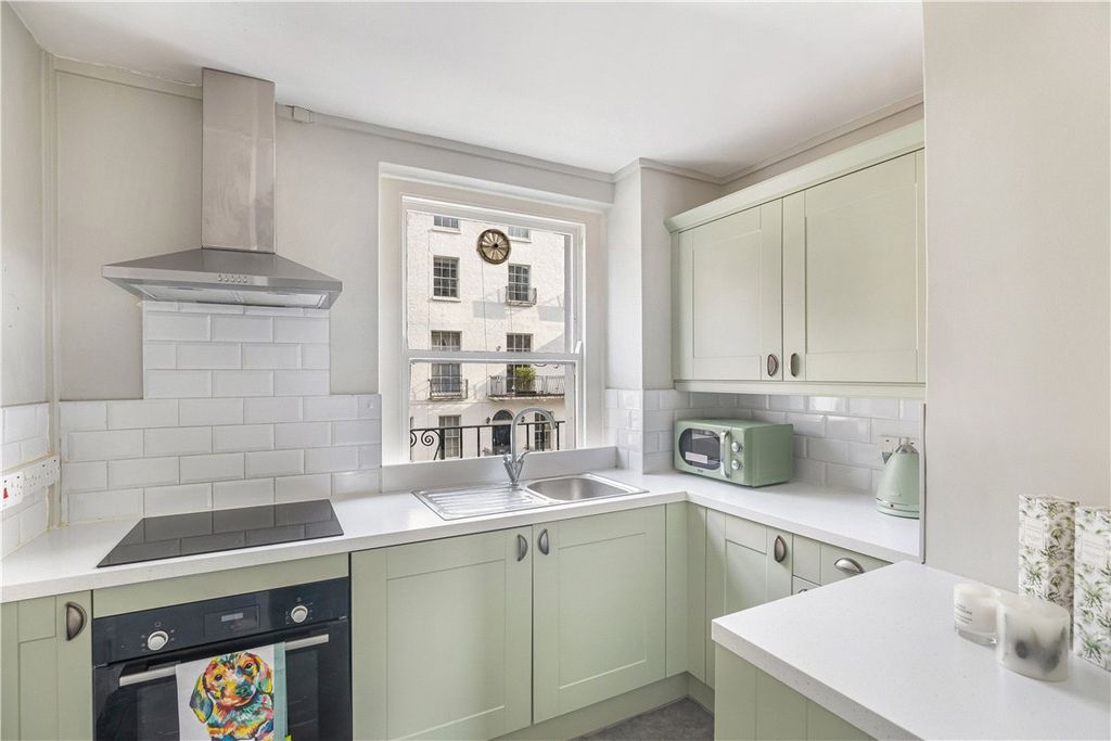 Property photo 2 of 14 Picture No. 19