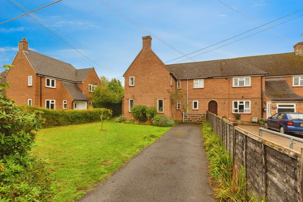 Property photo 1 of 17